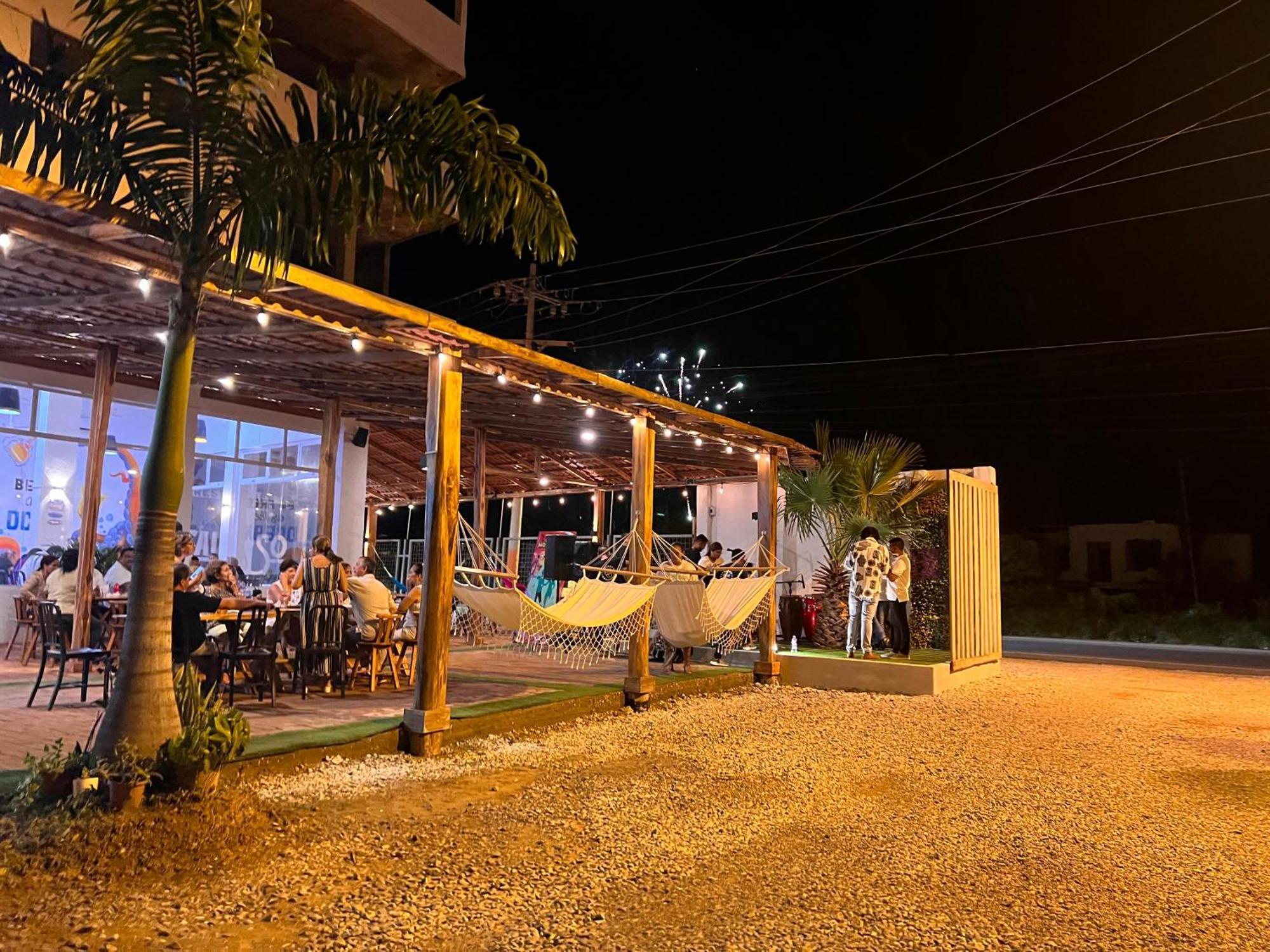Ohana Beach Hotel ปลายาส ภายนอก รูปภาพ