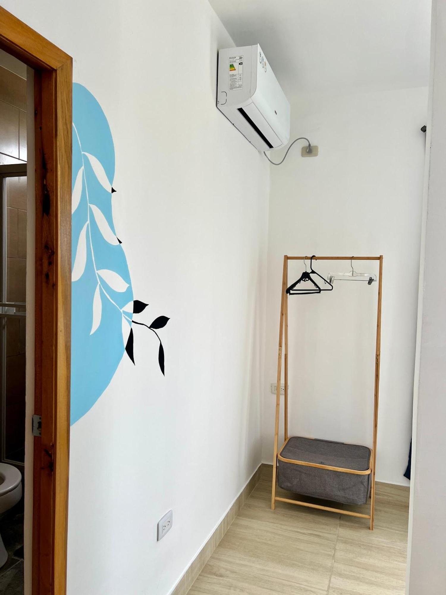 Ohana Beach Hotel ปลายาส ภายนอก รูปภาพ